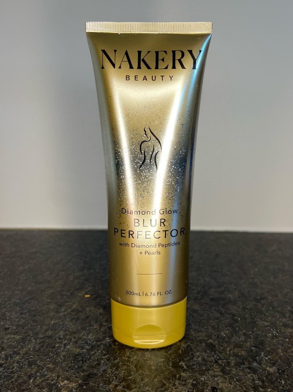 Nakery Diamond Glow Blur Perfector For Face & Body 6.76 Fl Oz - BRAND NEW SEALED